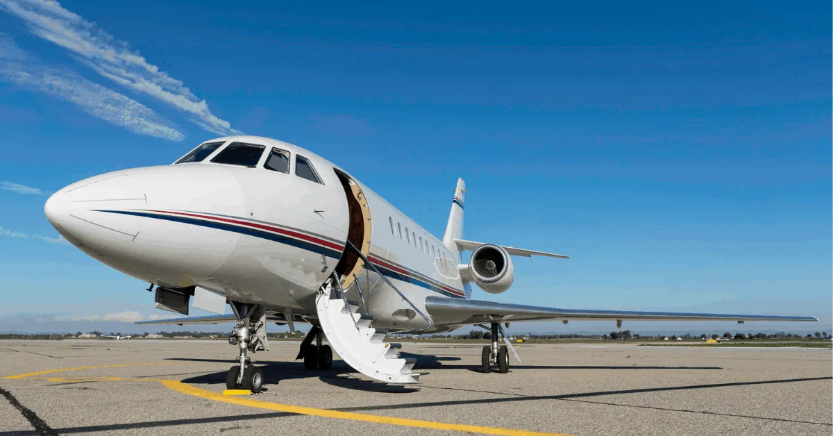 Teterboro Airport terminal for Throgs Neck transfers